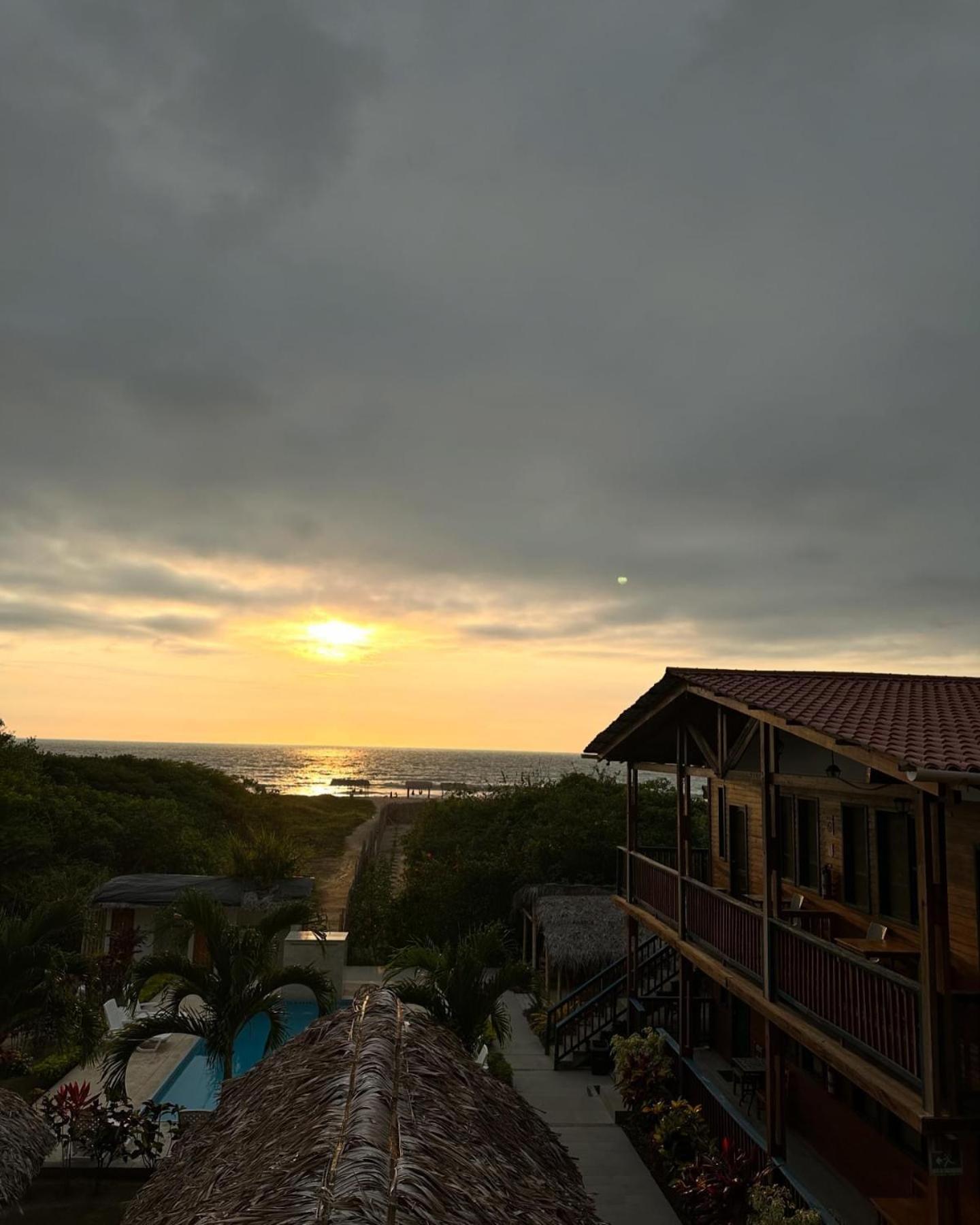Canoa South Beach Bagian luar foto